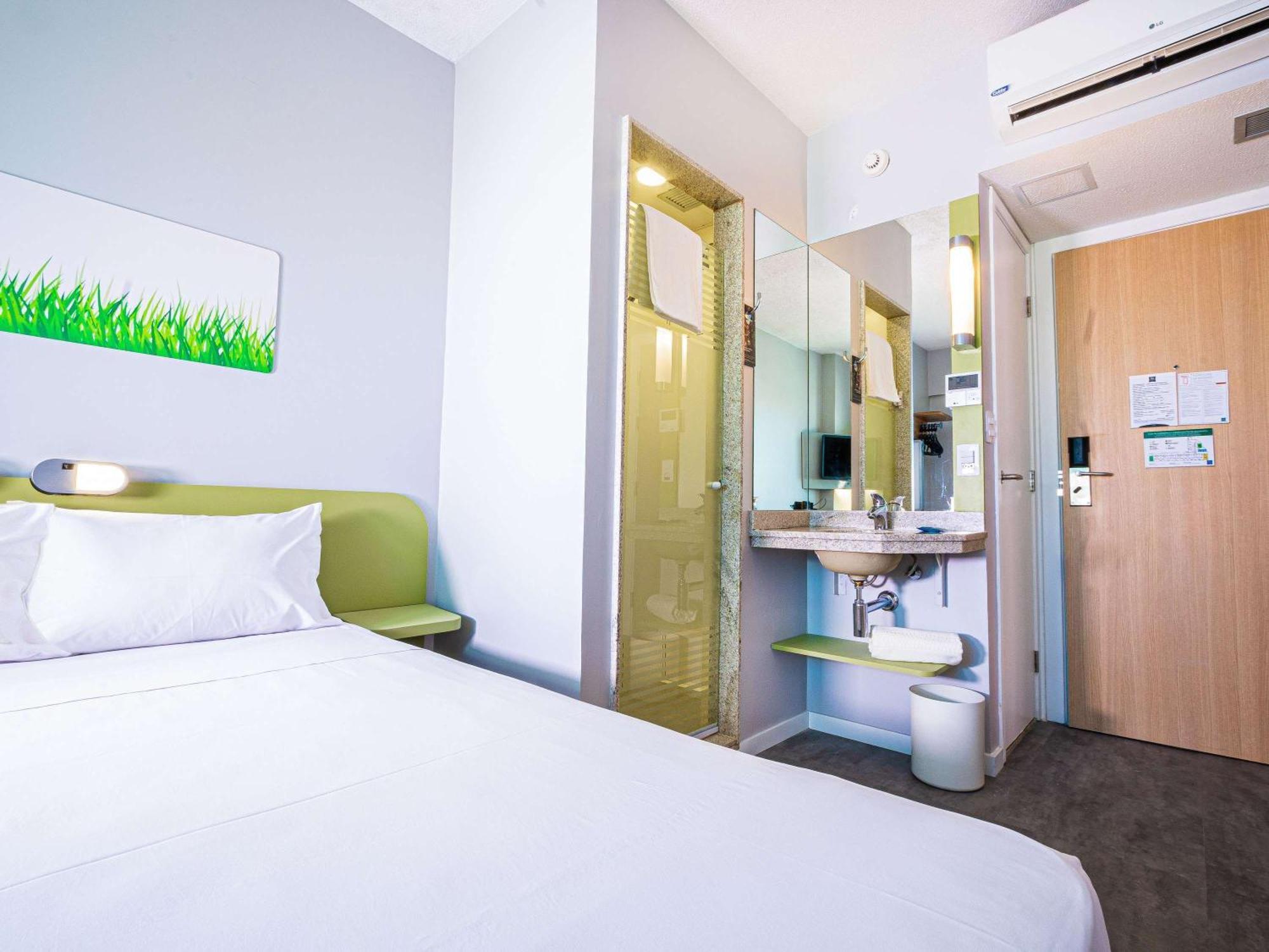 Ibis Budget Fortaleza Praia De Iracema Exterior photo